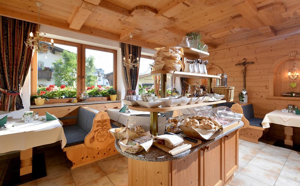 Hotel Theresia Garni Sankt Johann in Tirol Exterior foto